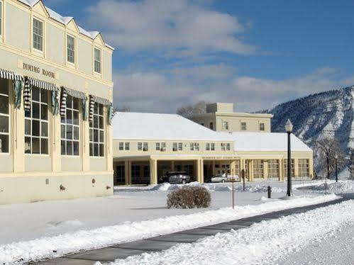 ホテル Mammoth Hot Springs エクステリア 写真
